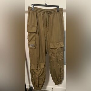 Cargo joggers with pockets